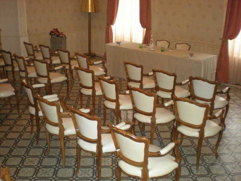 Hotel-Restaurant Ricordeau Loue Bagian luar foto