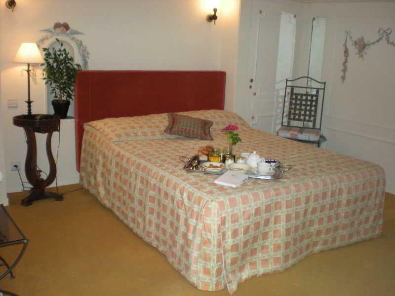 Hotel-Restaurant Ricordeau Loue Bagian luar foto